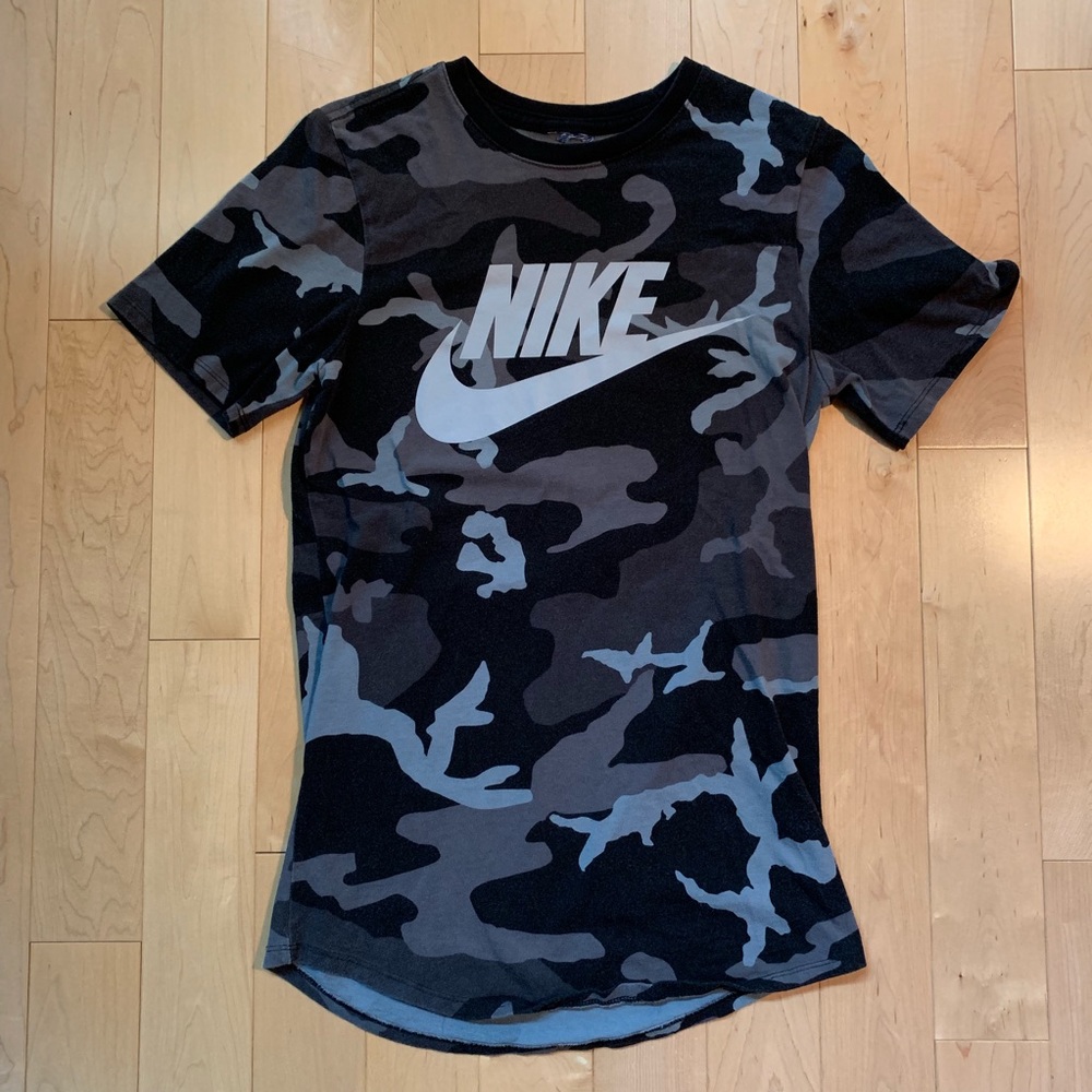 Nike Camo Tee